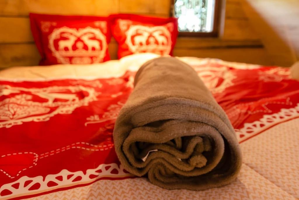 La Cabane Du Cerf Et Son Sauna Attre 외부 사진